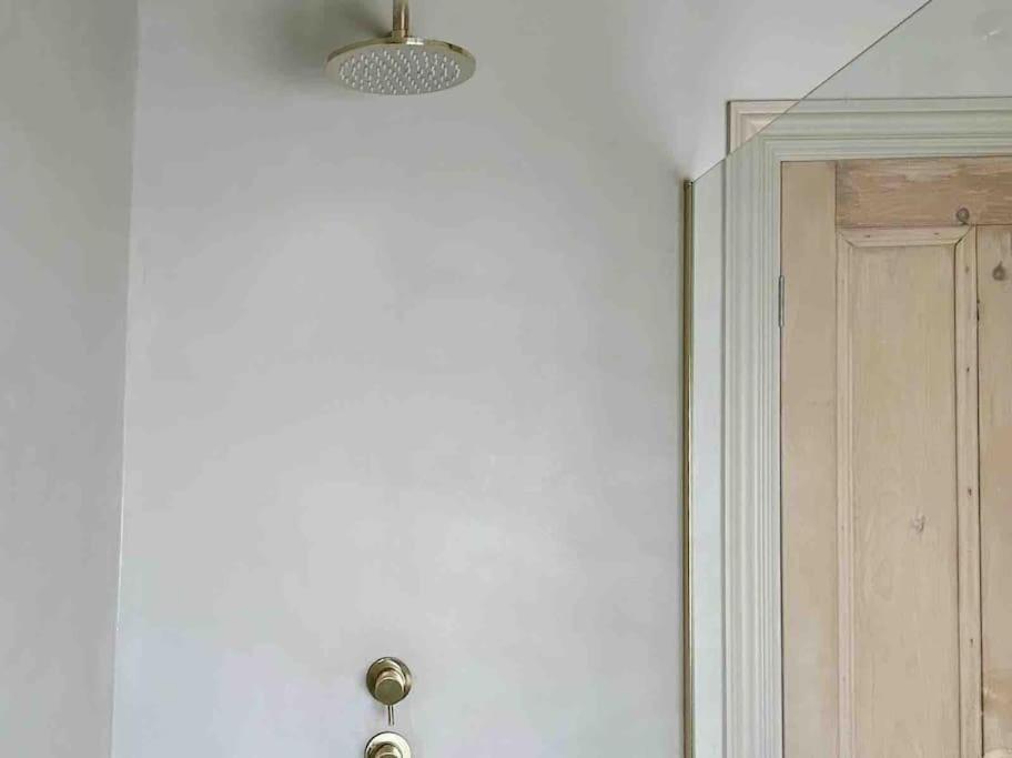 Luxury City Centre Townhouse - Sleeps 6 Chester Eksteriør bilde