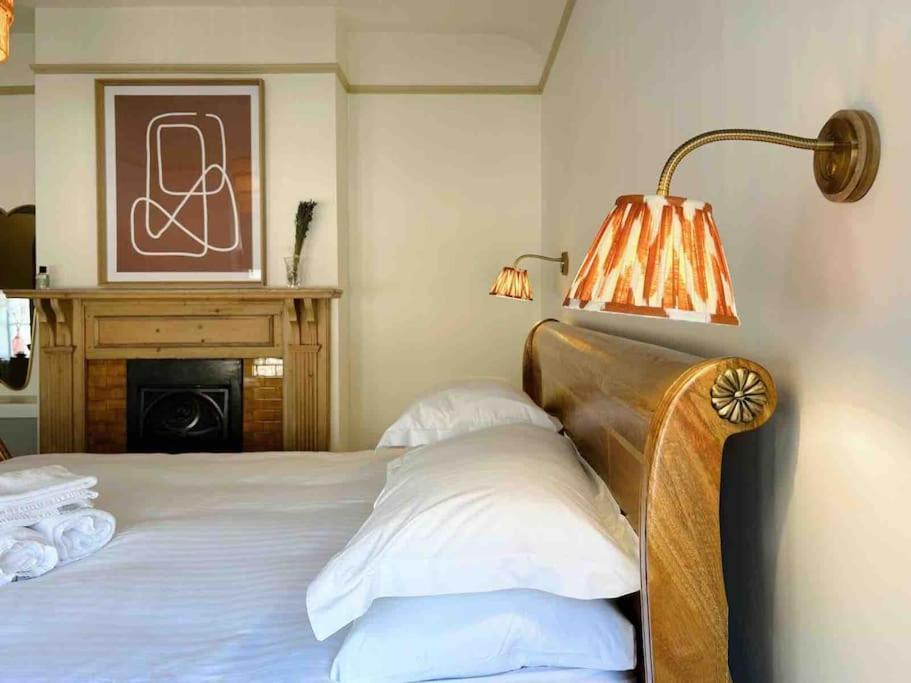 Luxury City Centre Townhouse - Sleeps 6 Chester Eksteriør bilde