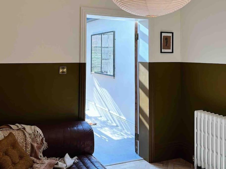 Luxury City Centre Townhouse - Sleeps 6 Chester Eksteriør bilde
